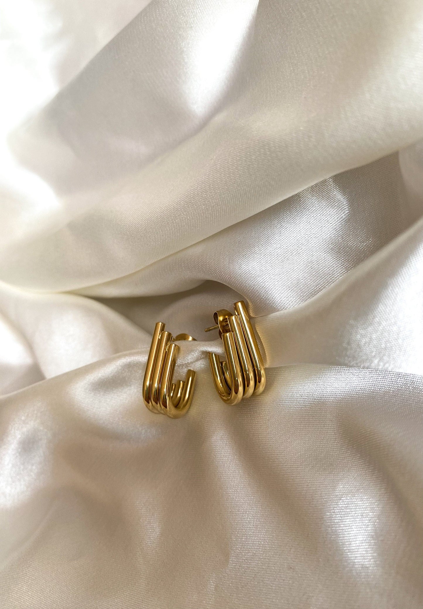 Gold Triple Hoop Earrings, 3 Layer U-Shaped Tube Earrings, Gold Chunky Hoops, Gold Vintage Earrings, Non-tarnish,Mothers Day Gift,Waterproof