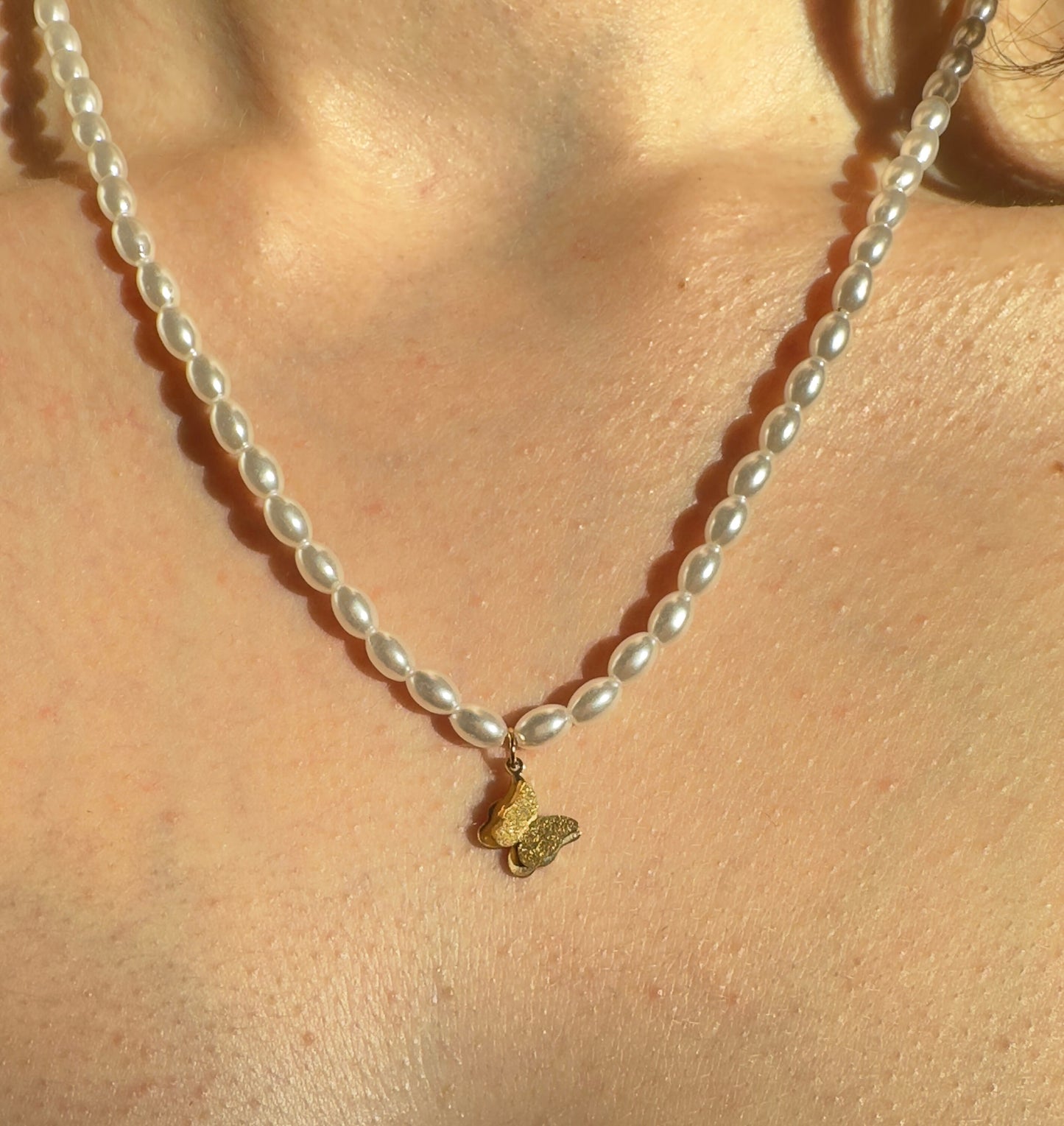 Delicate Pearl Necklace, Beaded Necklace, Butterfly Necklace, Romantic Gift, Butterfly Pendant, Waterproof, Gift for her, Birthday Gift
