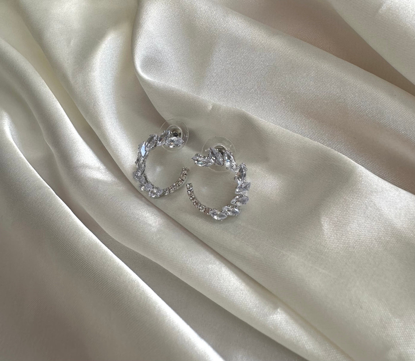 Crystal Wreath Circle Earrings, Open Circle Stud, Half Moon Earrings, Floral Studs, Bridal Crystal Earrings, Wedding Earrings, Gift for her
