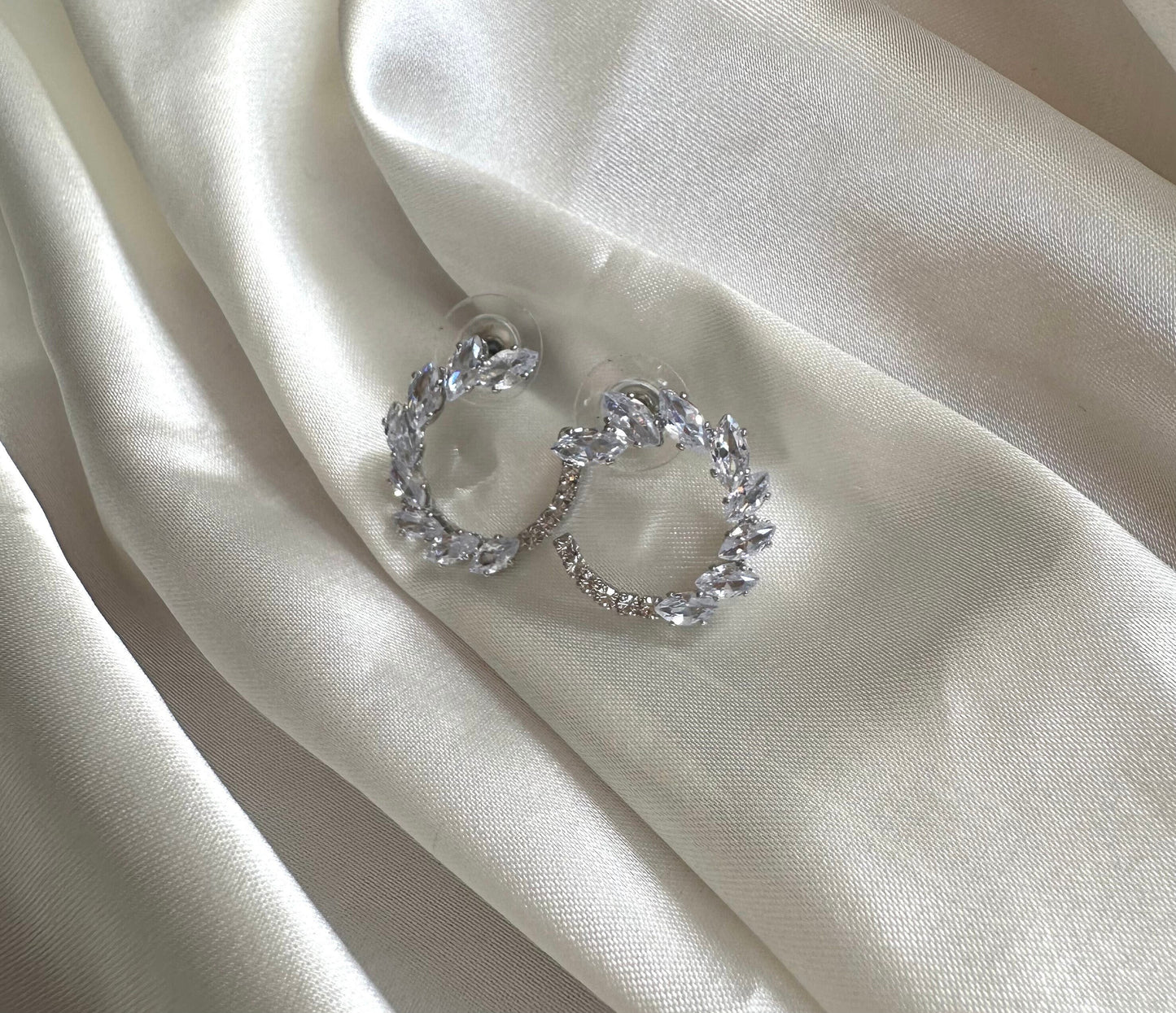 Crystal Wreath Circle Earrings, Open Circle Stud, Half Moon Earrings, Floral Studs, Bridal Crystal Earrings, Wedding Earrings, Gift for her