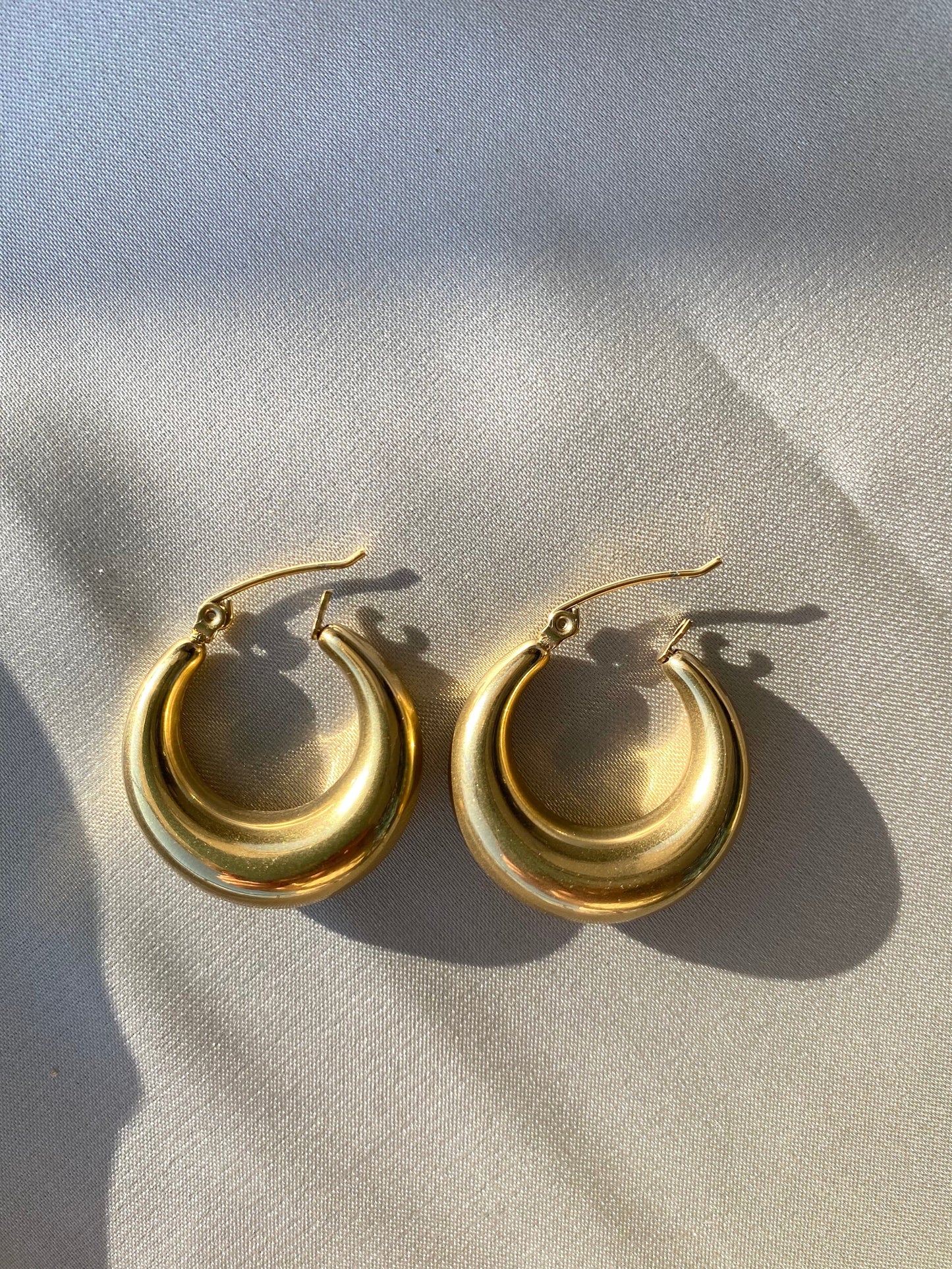 Gold Oval Chunky Hollow Hoops, Bold Statement Earrings, Creole Hoop Earrings, Thick Gold Hollow Earrings, Mother's Day Gift , Waterproof