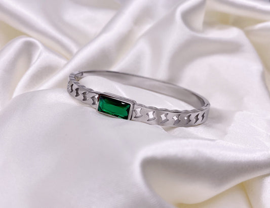 Silver Bangle, Emerald Green Cubic Zirconia Stone, Baguette Cut Bracelet, Silver Bracelet, Waterproof,Non Tarnish,Gift for her,Silver Bangle