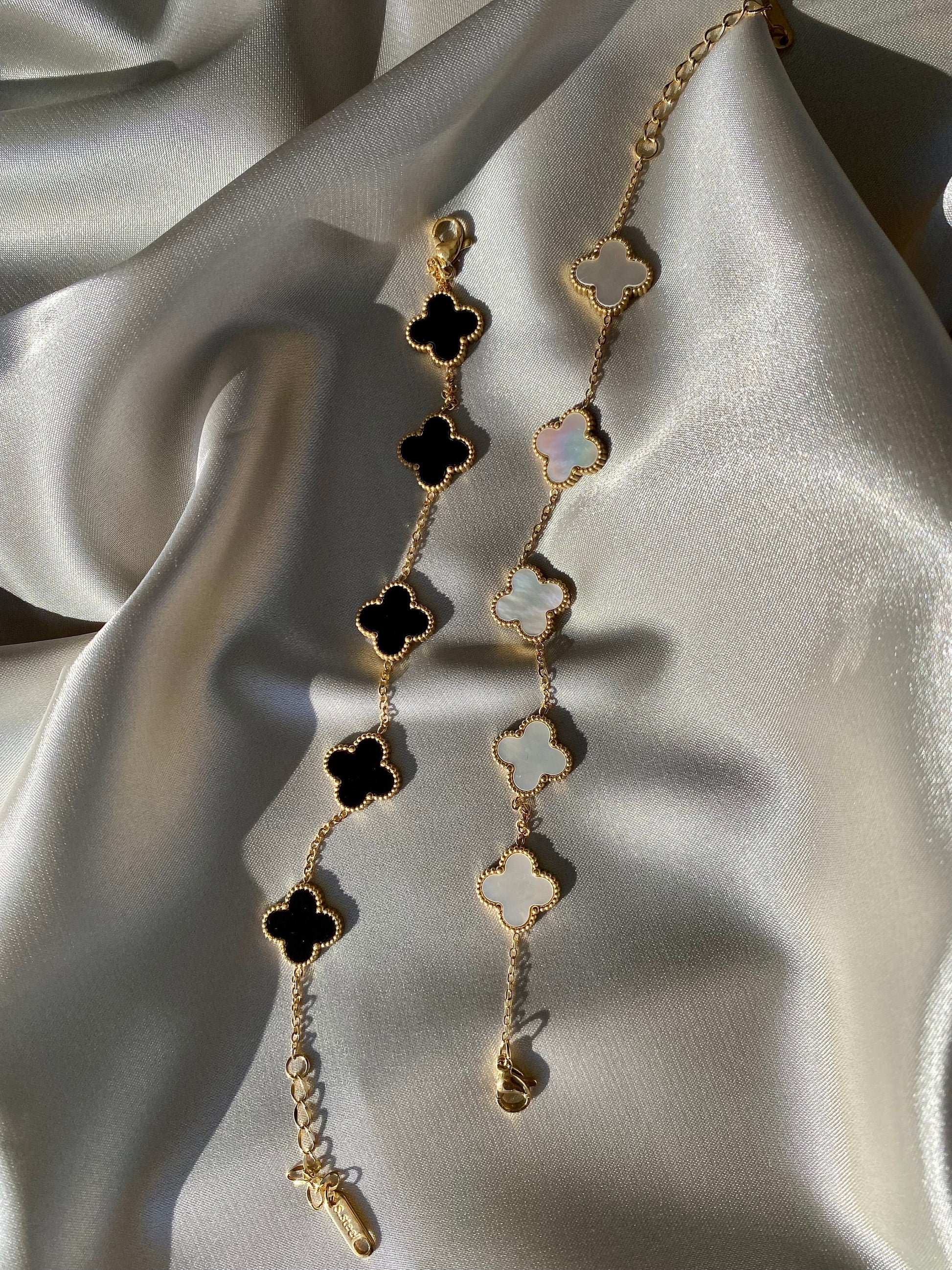 black and white clover bracelet
