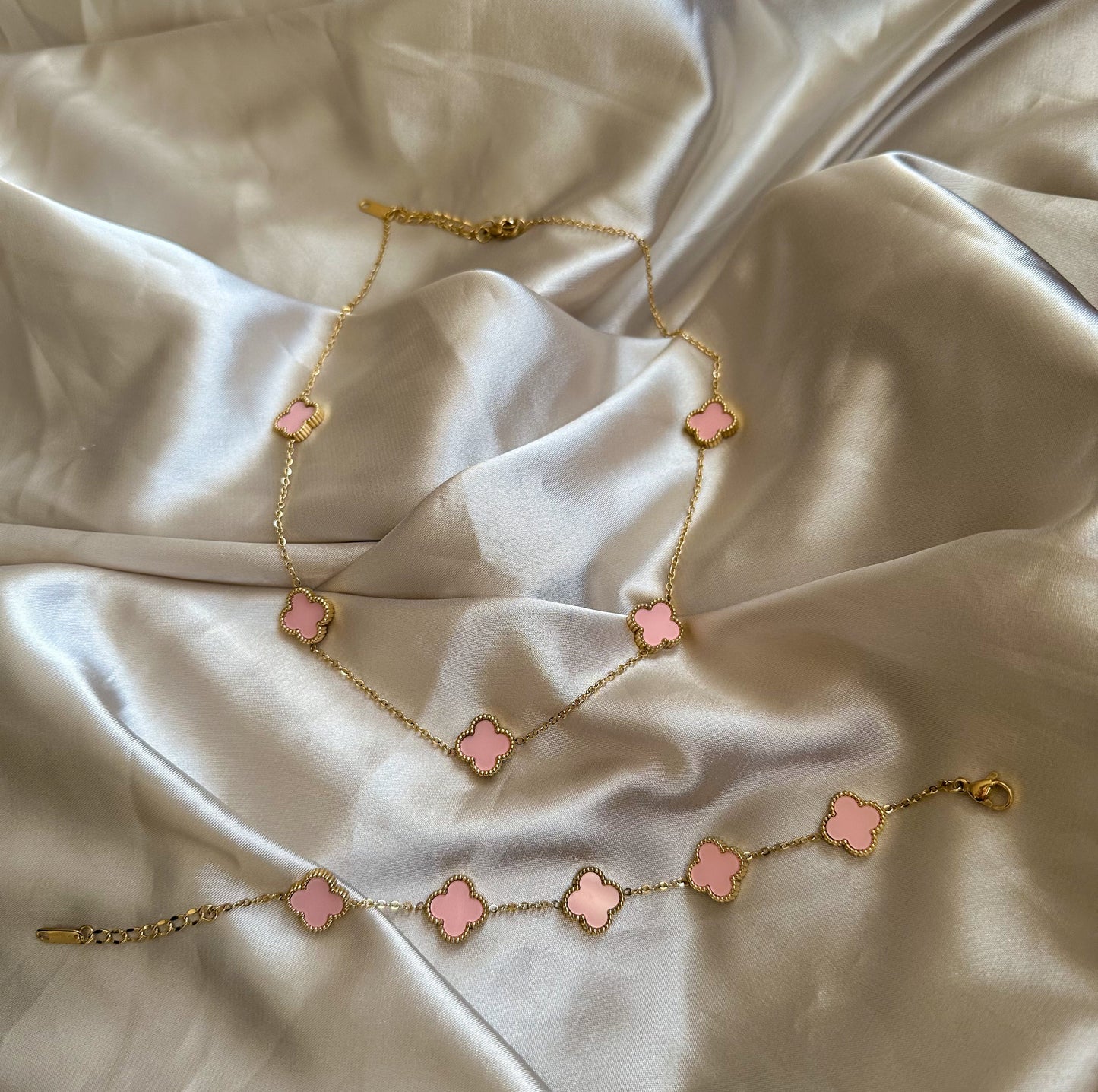 Clover Bracelet, Necklace and Earrings in Gold